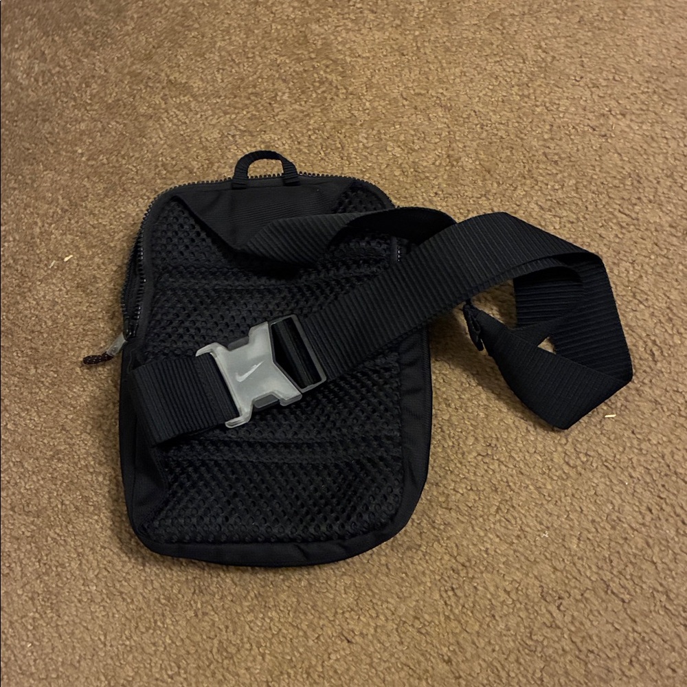 Nike Black and Orange Belt Bag - Picture 4 of 4